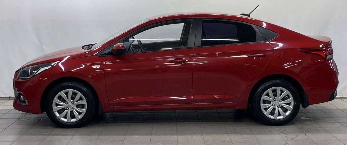 Купить Hyundai Solaris с пробегом. Фото: #4