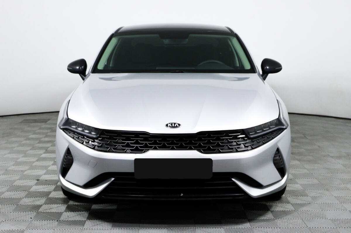 Купить Kia K5 с пробегом. Фото: #1