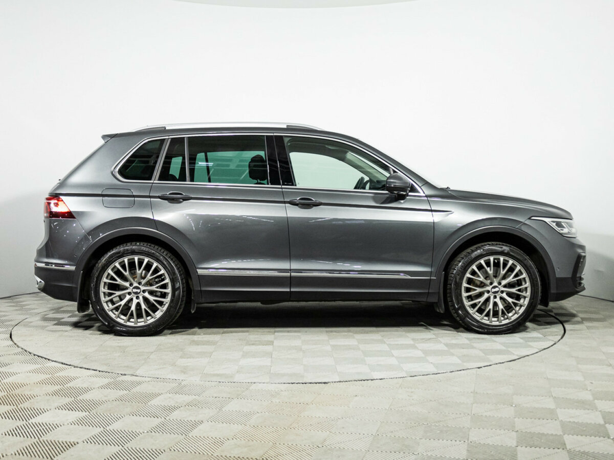 Купить Volkswagen Tiguan с пробегом. Фото: #3