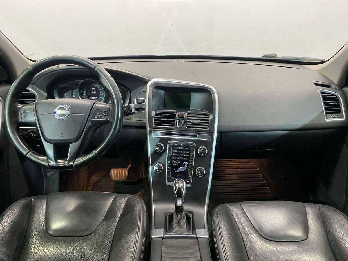 Купить Volvo XC60 с пробегом. Фото: #8