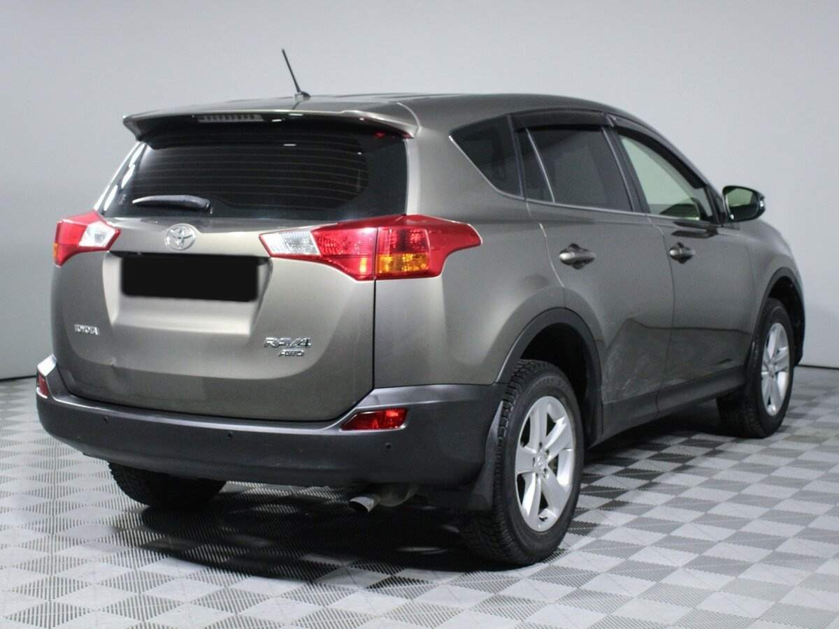 Купить Toyota RAV4 с пробегом. Фото: #3