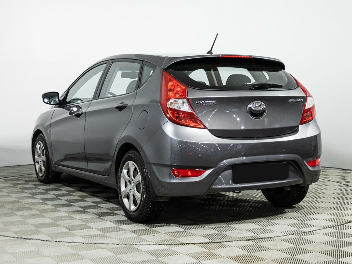 Купить Hyundai Solaris с пробегом. Фото: #6