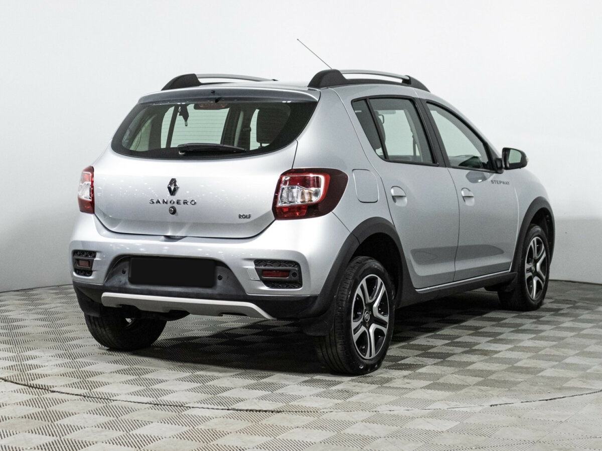 Купить Renault Sandero с пробегом. Фото: #4