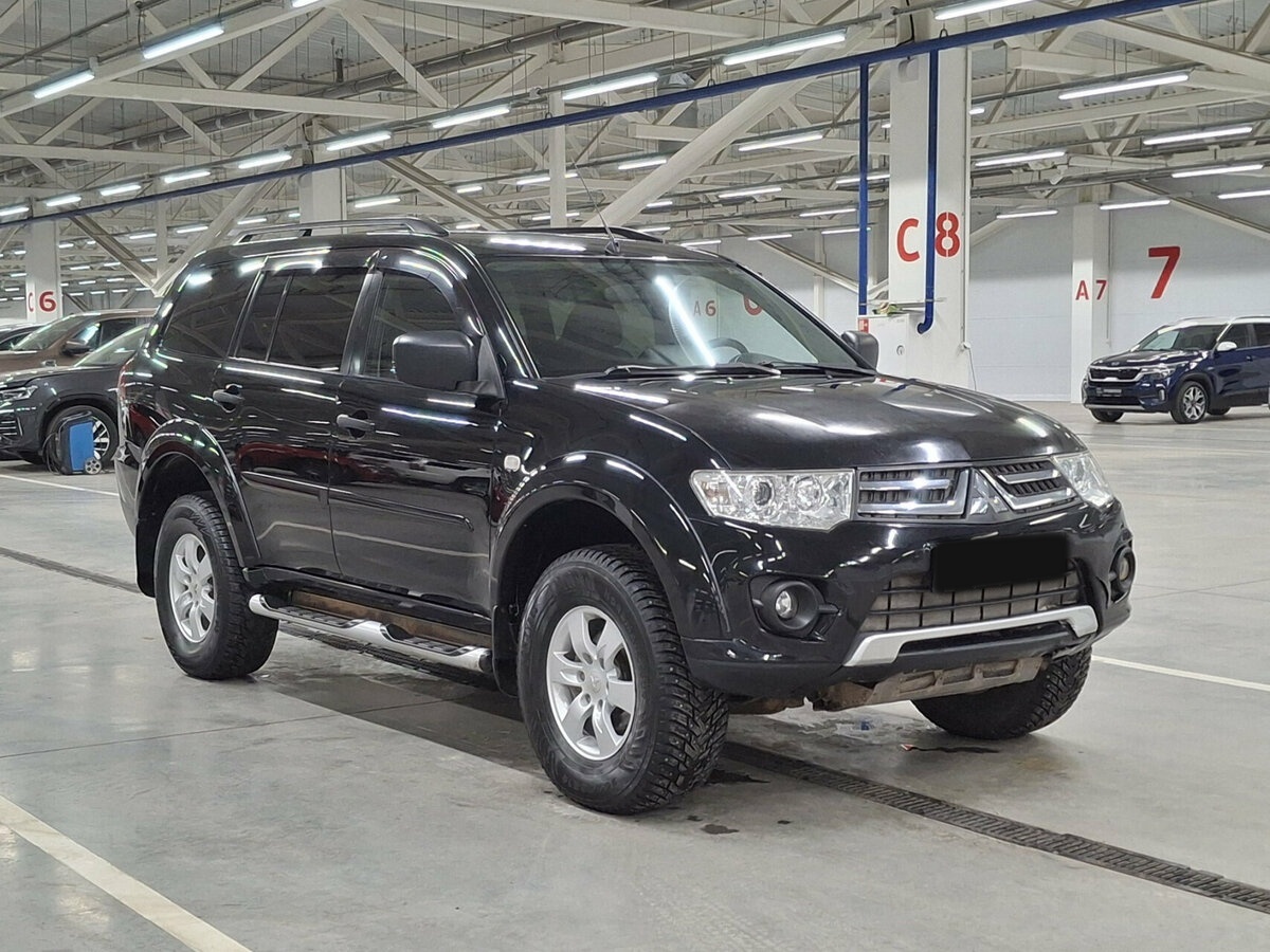 Купить Mitsubishi Pajero Sport с пробегом. Фото: #2