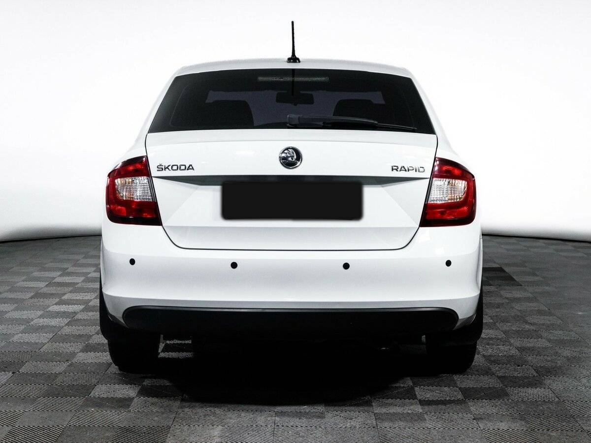 Купить Skoda Rapid с пробегом. Фото: #5