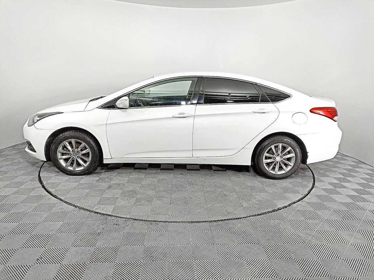 Купить Hyundai i40 с пробегом. Фото: #7