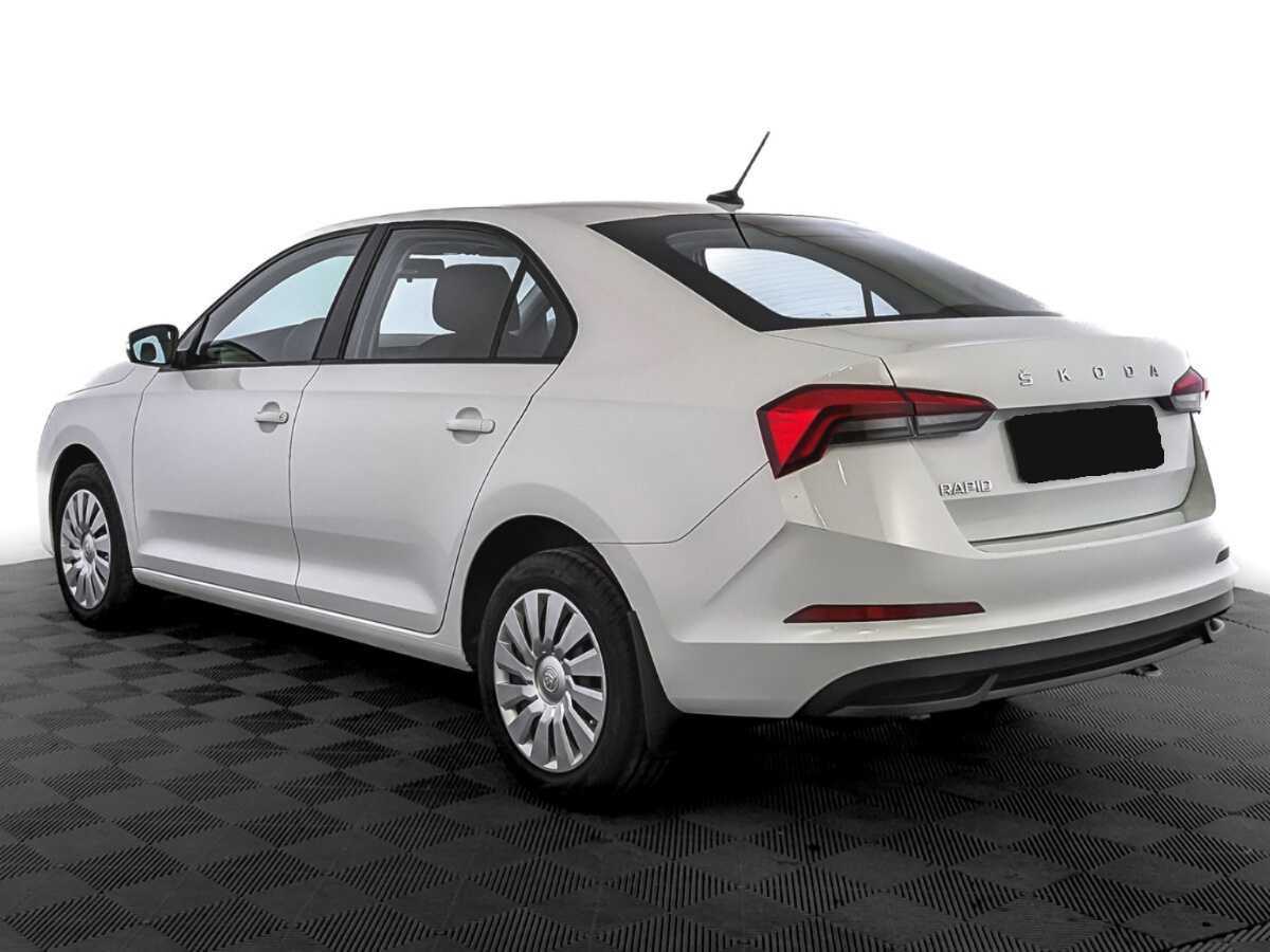 Купить Skoda Rapid с пробегом. Фото: #6