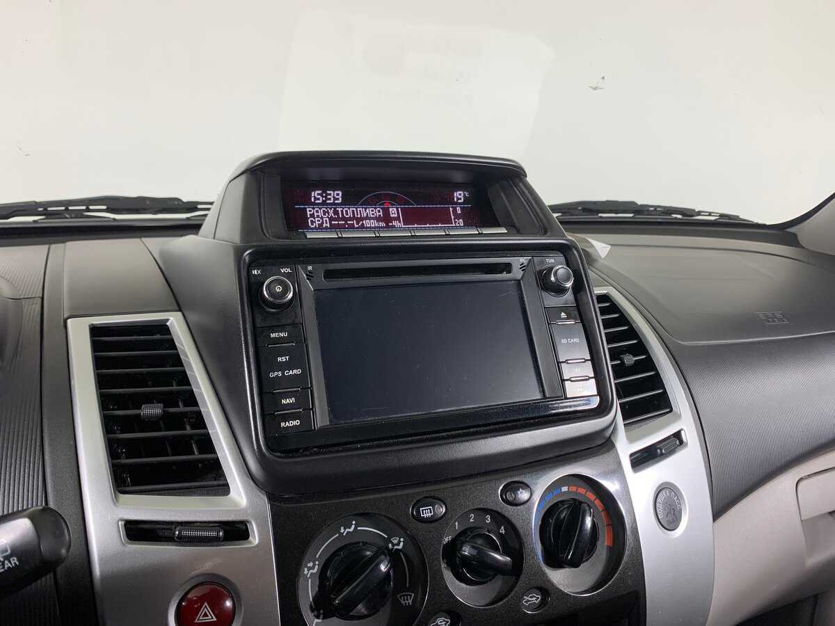 Купить Mitsubishi Pajero Sport с пробегом. Фото: #15