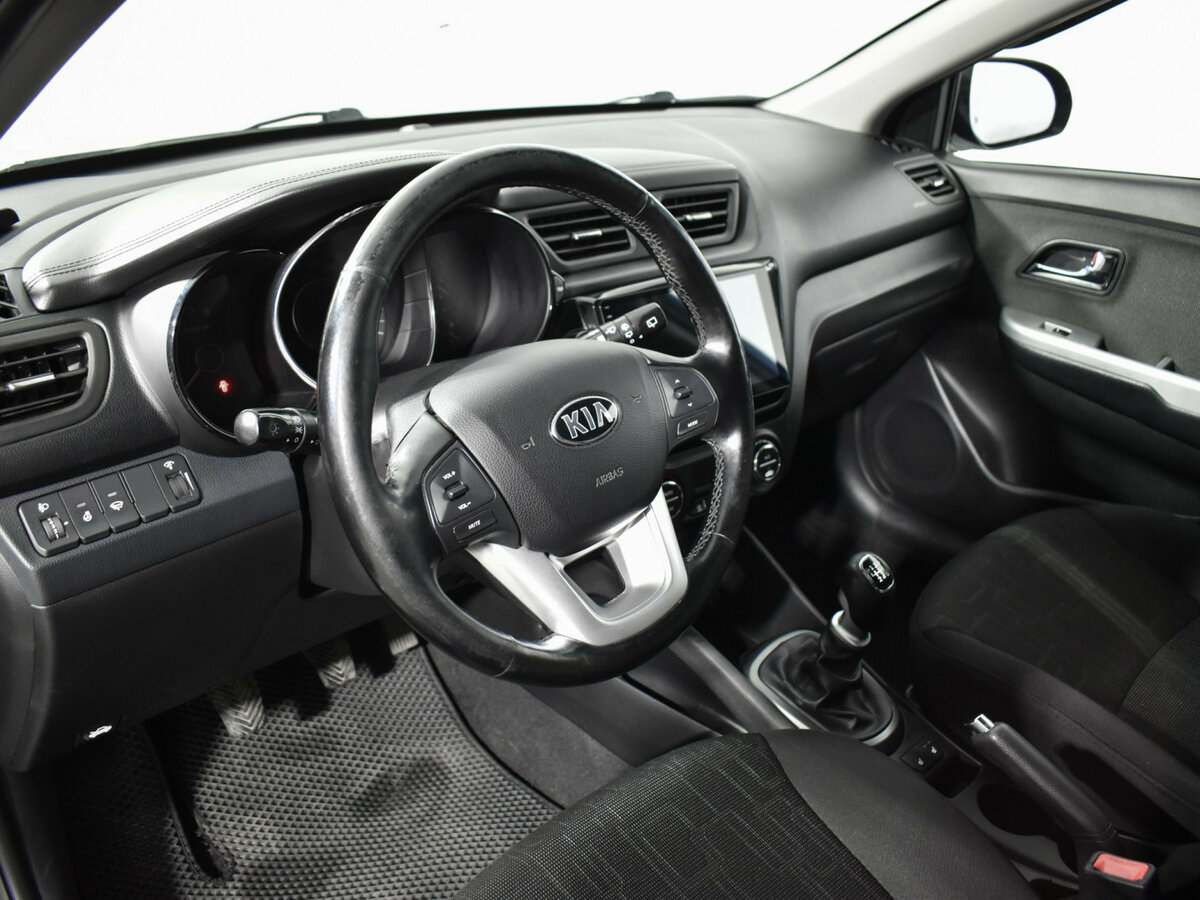 Купить Kia Rio с пробегом. Фото: #8