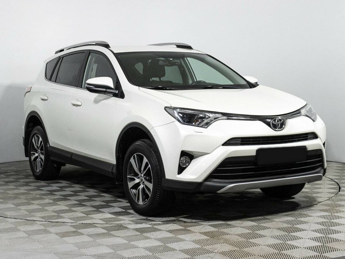 Купить Toyota RAV4 с пробегом. Фото: #2