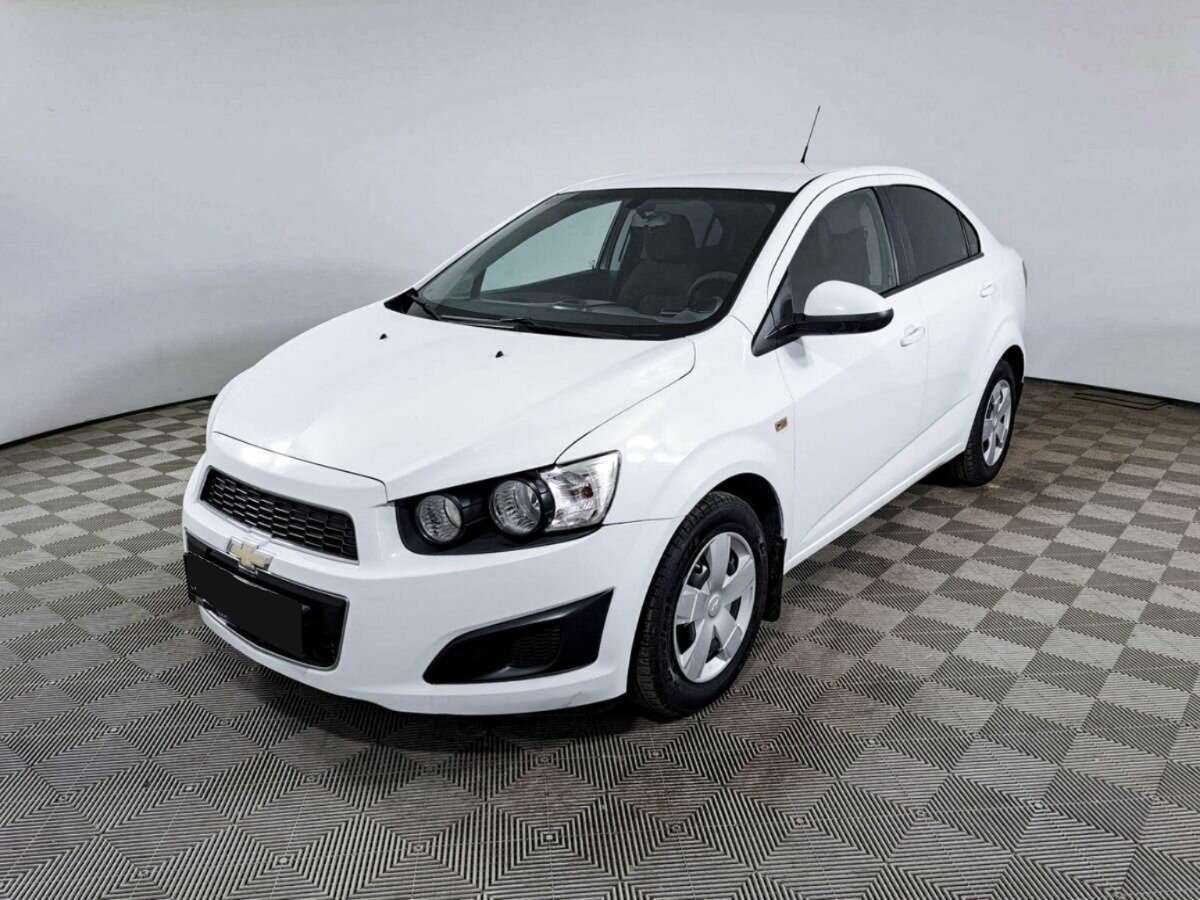 Купить Chevrolet Aveo с пробегом. Посмотреть фото