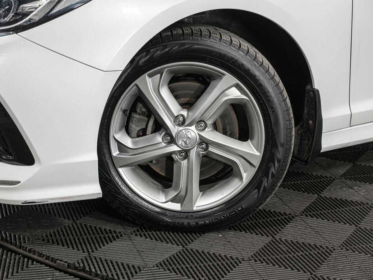 Купить Hyundai Sonata с пробегом. Фото: #8
