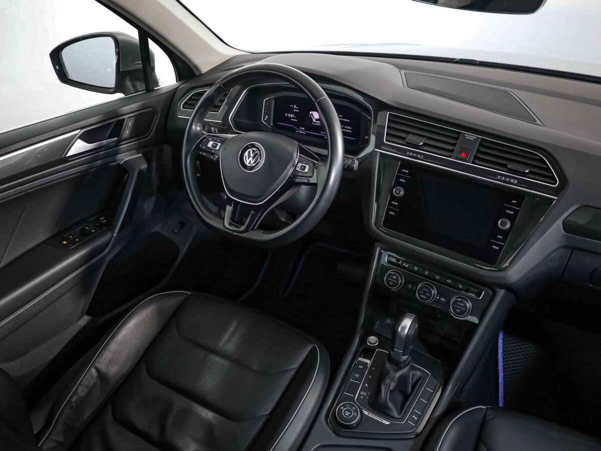 Купить Volkswagen Tiguan с пробегом. Фото: #4
