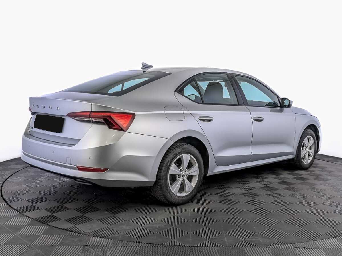 Купить Skoda Octavia с пробегом. Фото: #4