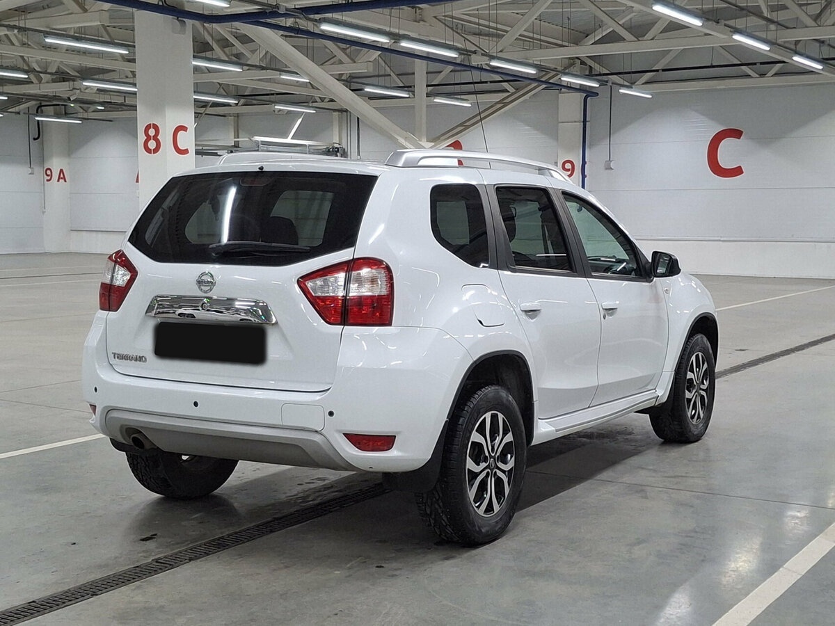Купить Nissan Terrano с пробегом. Фото: #4