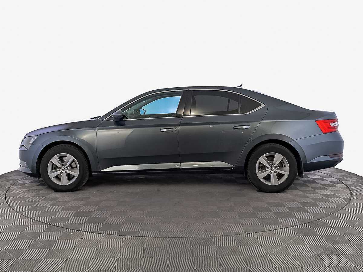 Купить Skoda Superb с пробегом. Фото: #7