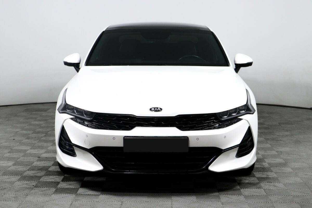 Купить Kia K5 с пробегом. Фото: #1