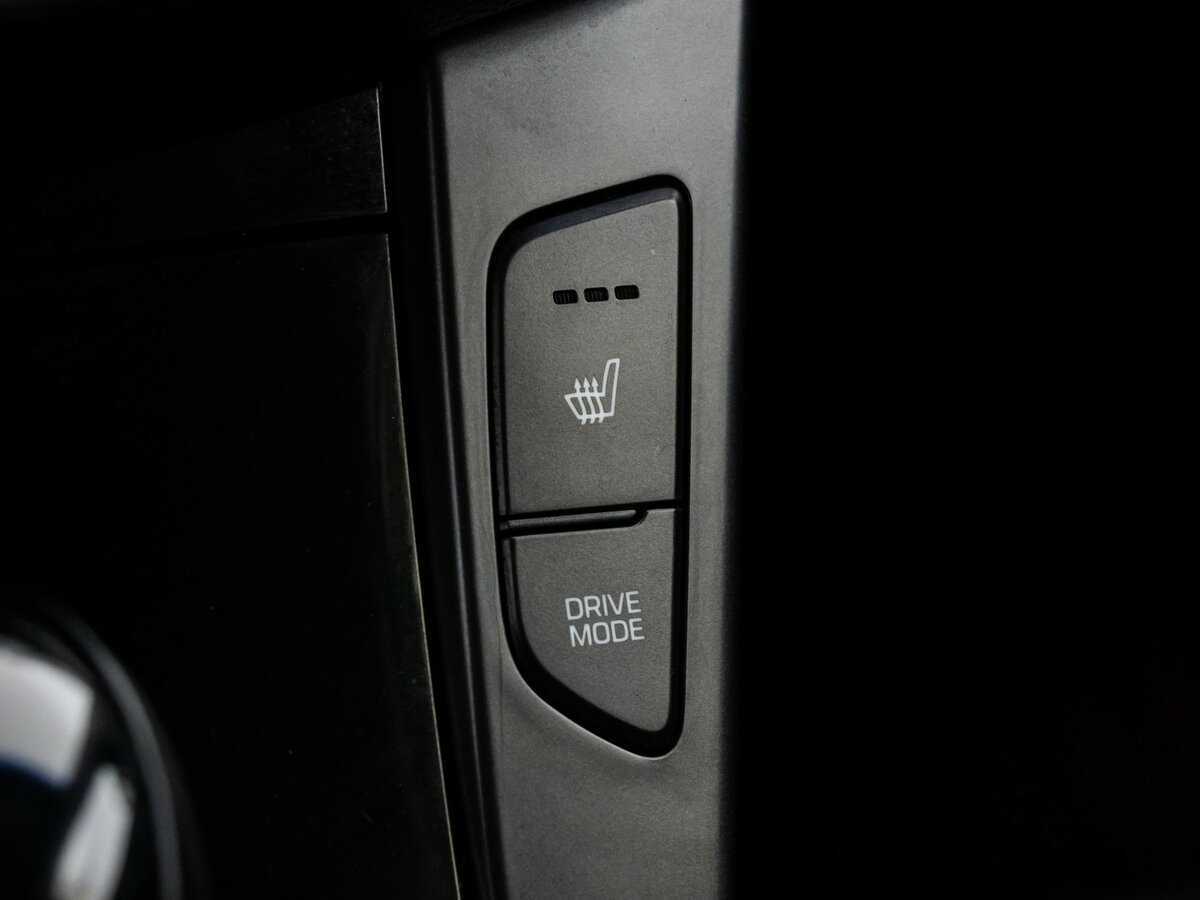 Купить Hyundai i40 с пробегом. Фото: #13