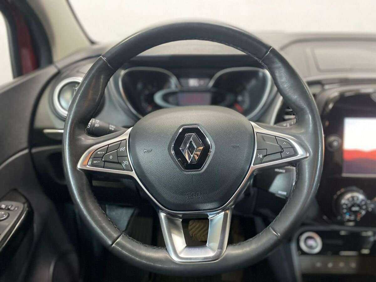 Купить Renault Kaptur с пробегом. Фото: #11