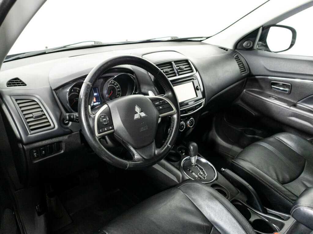 Купить Mitsubishi ASX с пробегом. Фото: #10