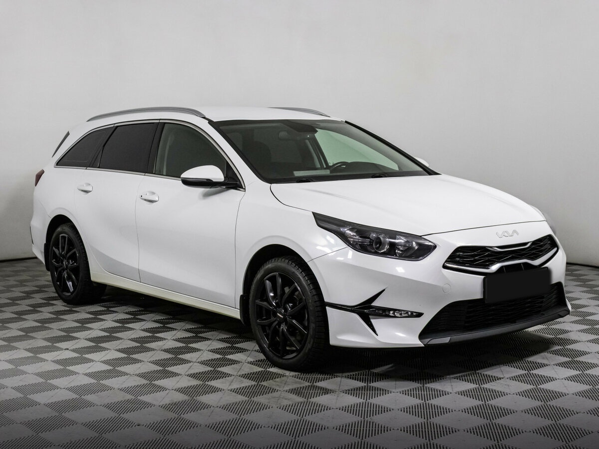 Купить Kia Ceed с пробегом. Фото: #2