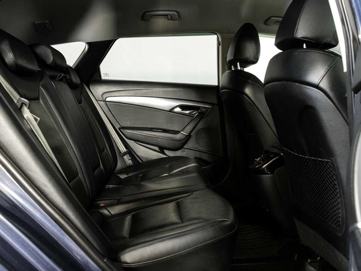 Купить Hyundai i40 с пробегом. Фото: #14