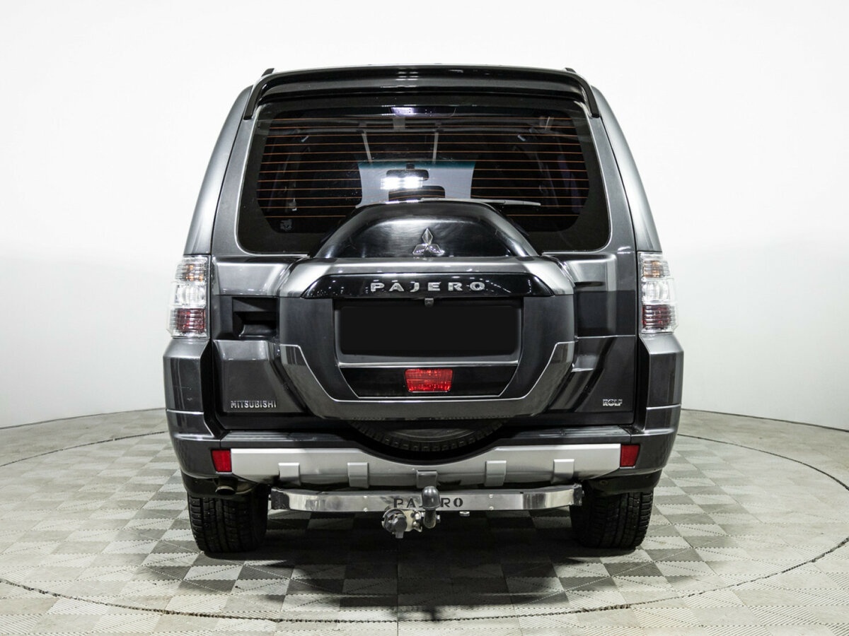 Купить Mitsubishi Pajero с пробегом. Фото: #4