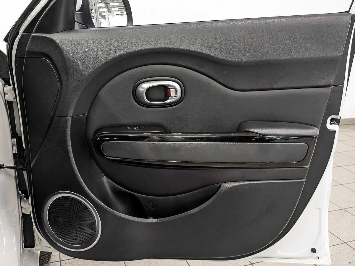Купить Kia Soul с пробегом. Фото: #24