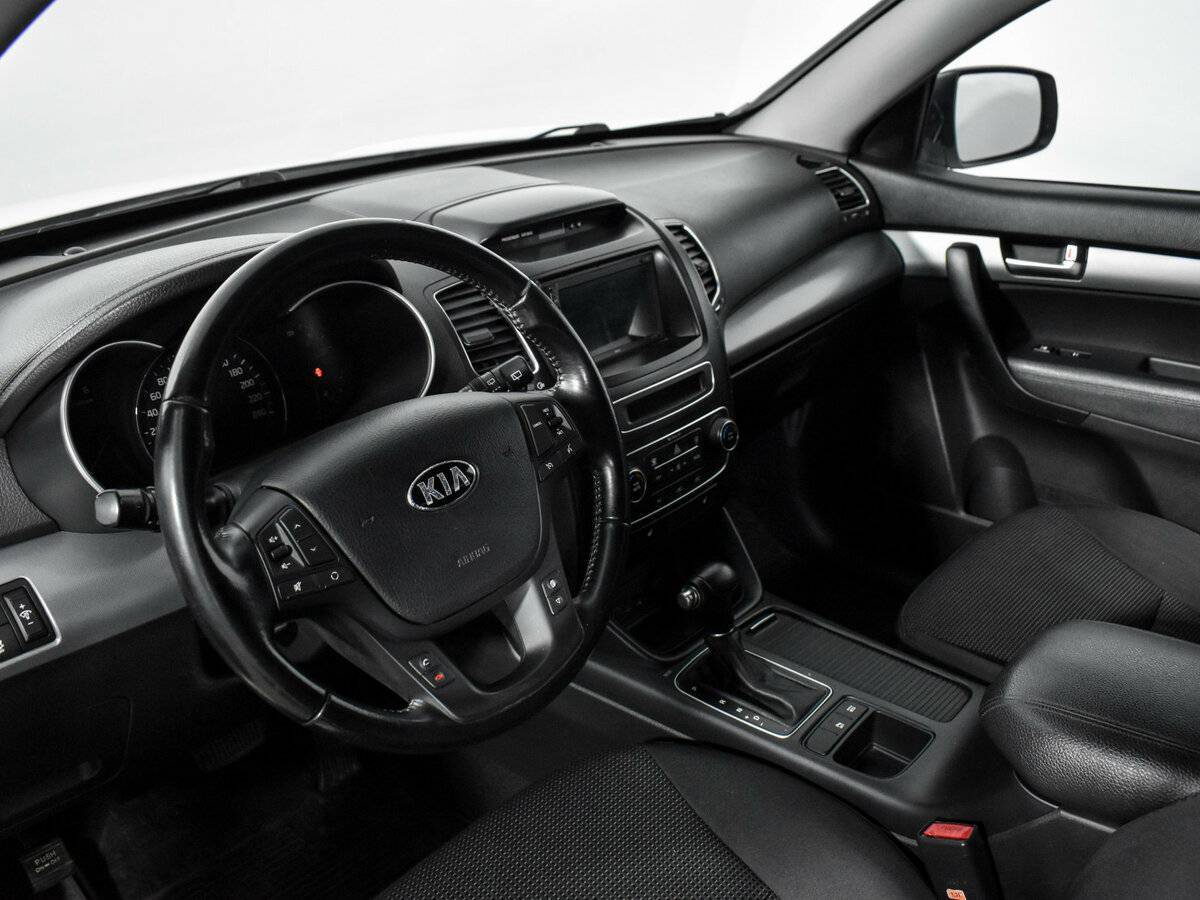 Купить Kia Sorento с пробегом. Фото: #6