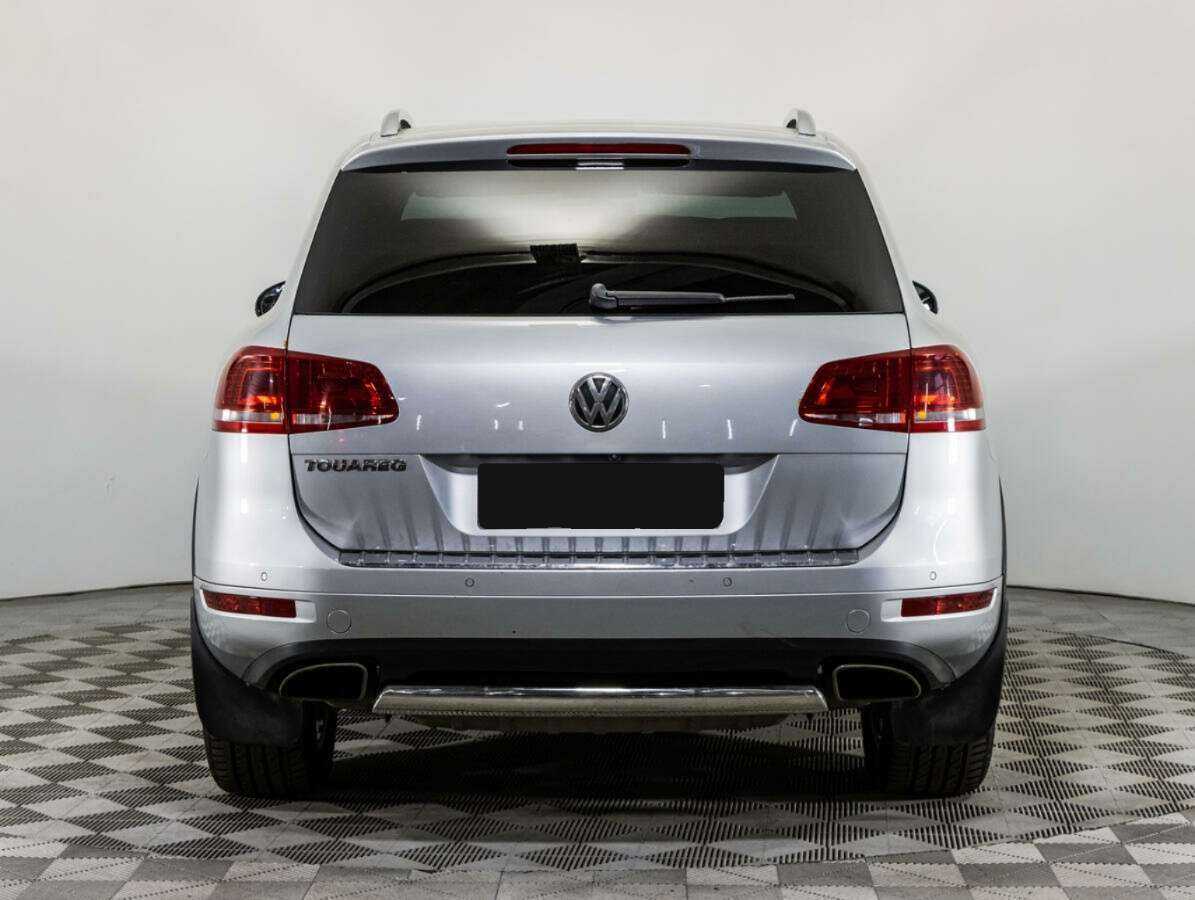 Купить Volkswagen Touareg с пробегом. Фото: #4