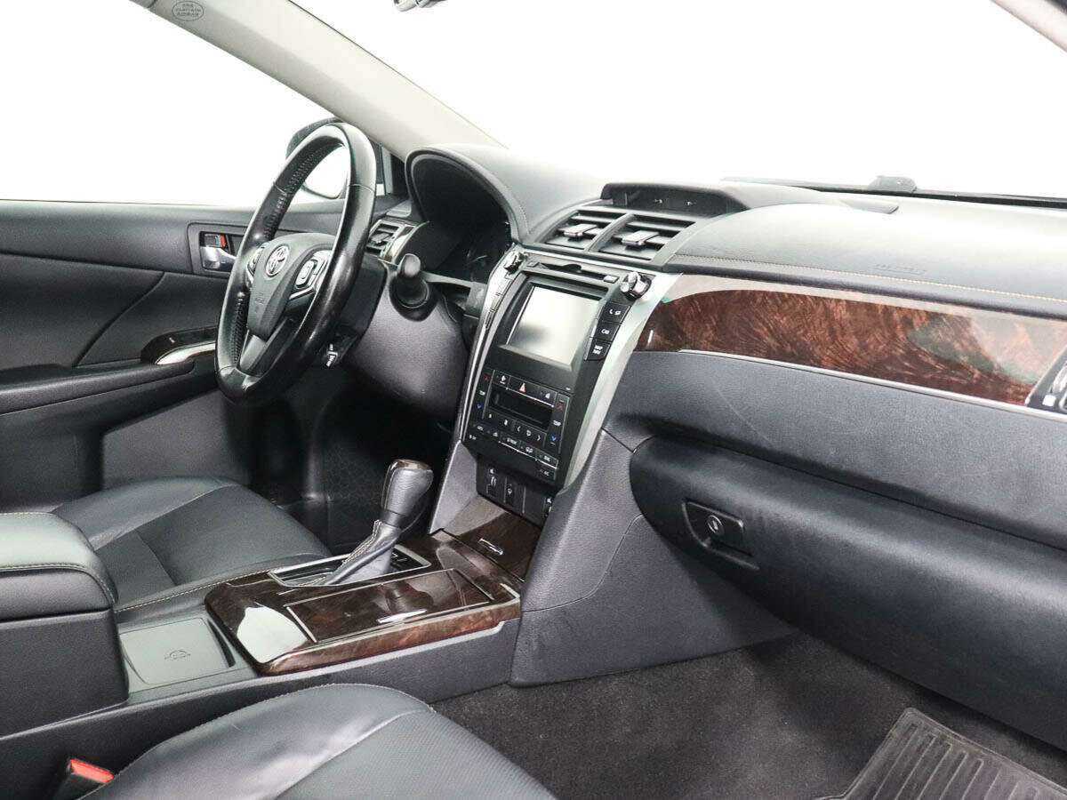 Купить Toyota Camry с пробегом. Фото: #6