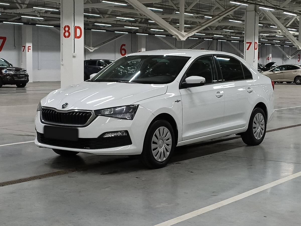 Купить Skoda Rapid с пробегом. Посмотреть фото