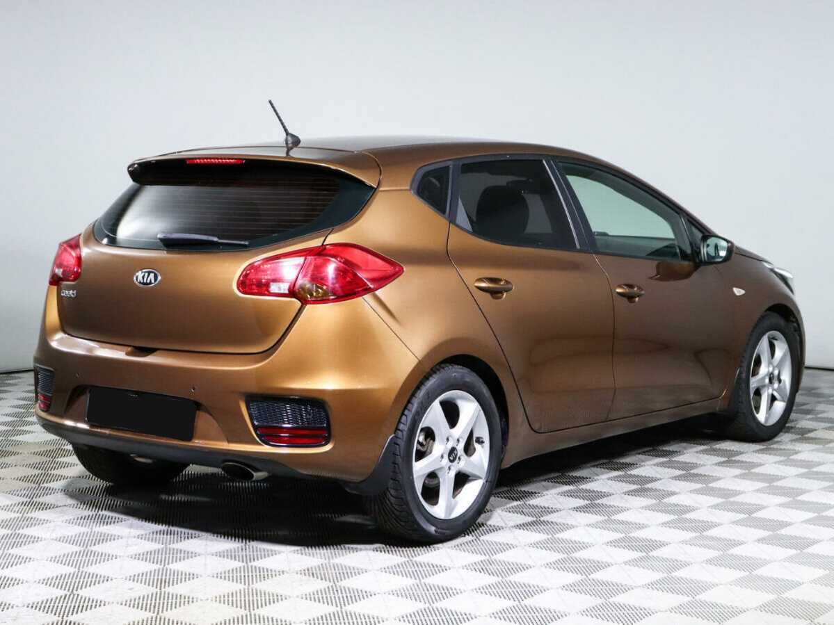 Купить Kia Ceed с пробегом. Фото: #4