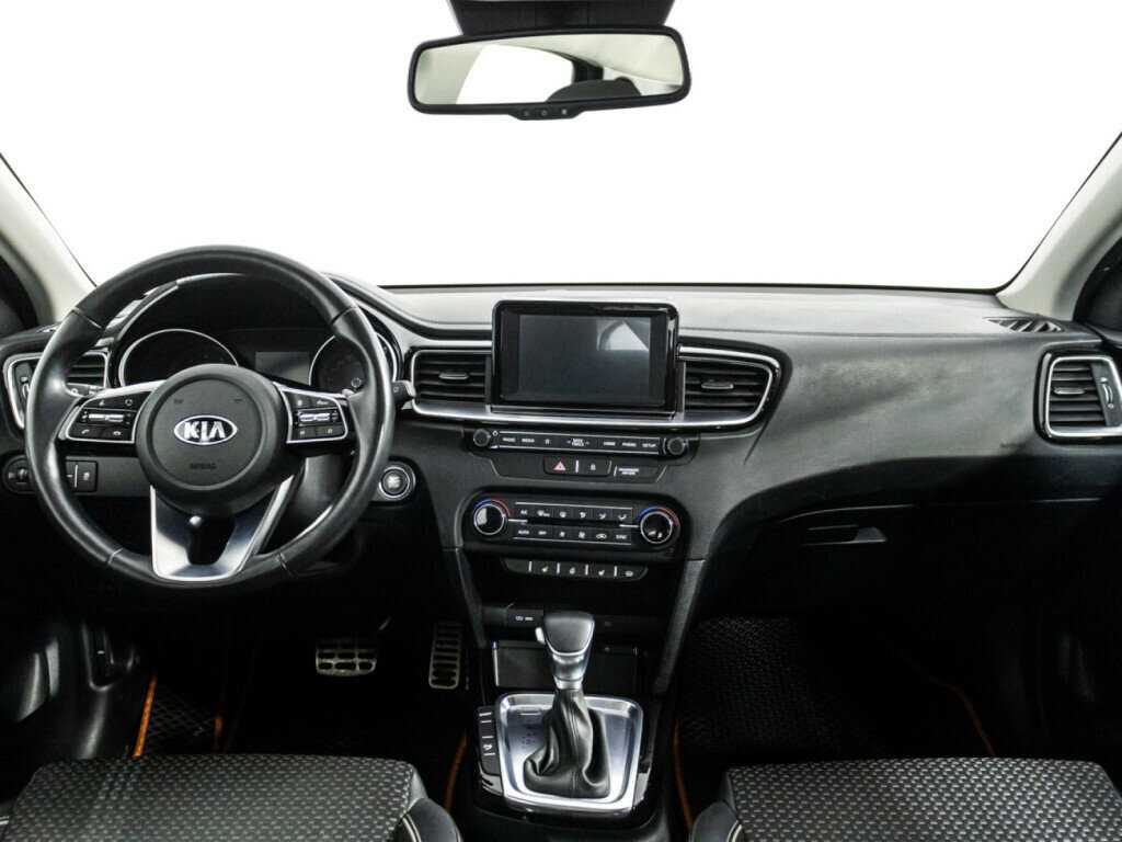 Купить Kia Ceed с пробегом. Фото: #12