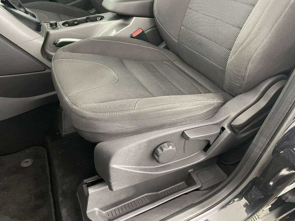 Купить Ford Kuga с пробегом. Фото: #9