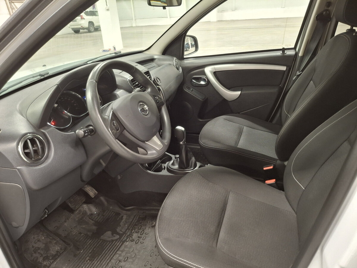 Купить Nissan Terrano с пробегом. Фото: #14