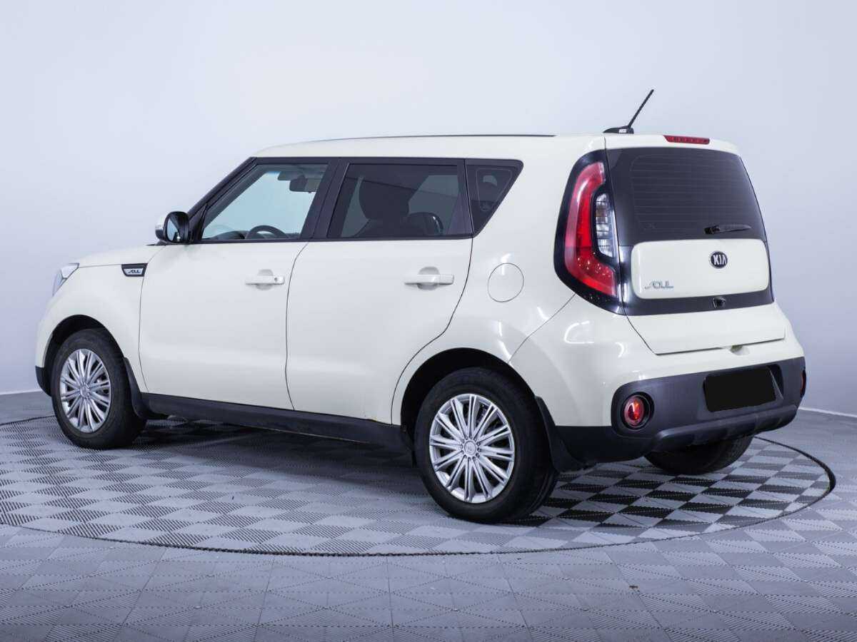 Купить Kia Soul с пробегом. Фото: #5
