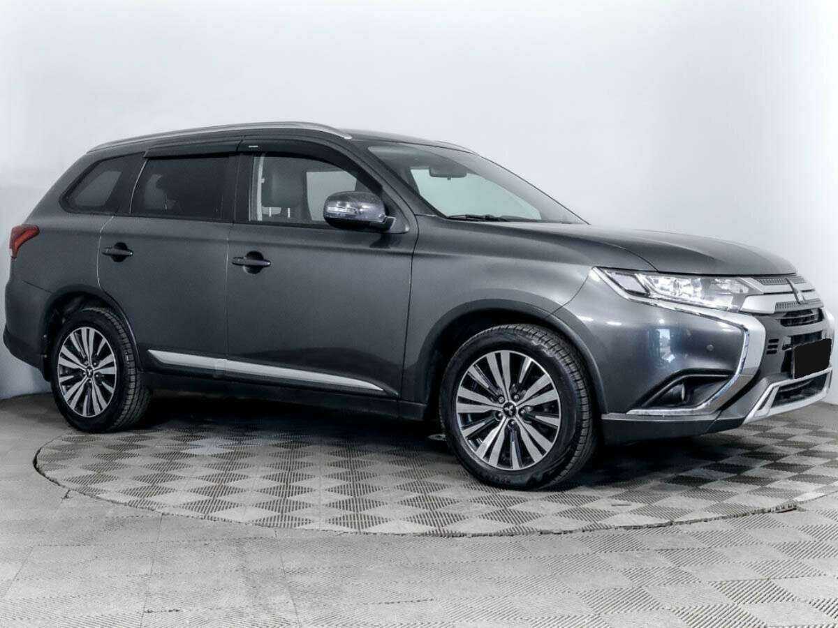 Купить Mitsubishi Outlander с пробегом. Фото: #2