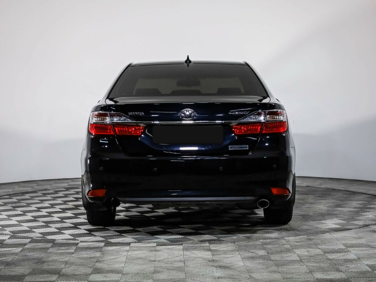 Купить Toyota Camry с пробегом. Фото: #4
