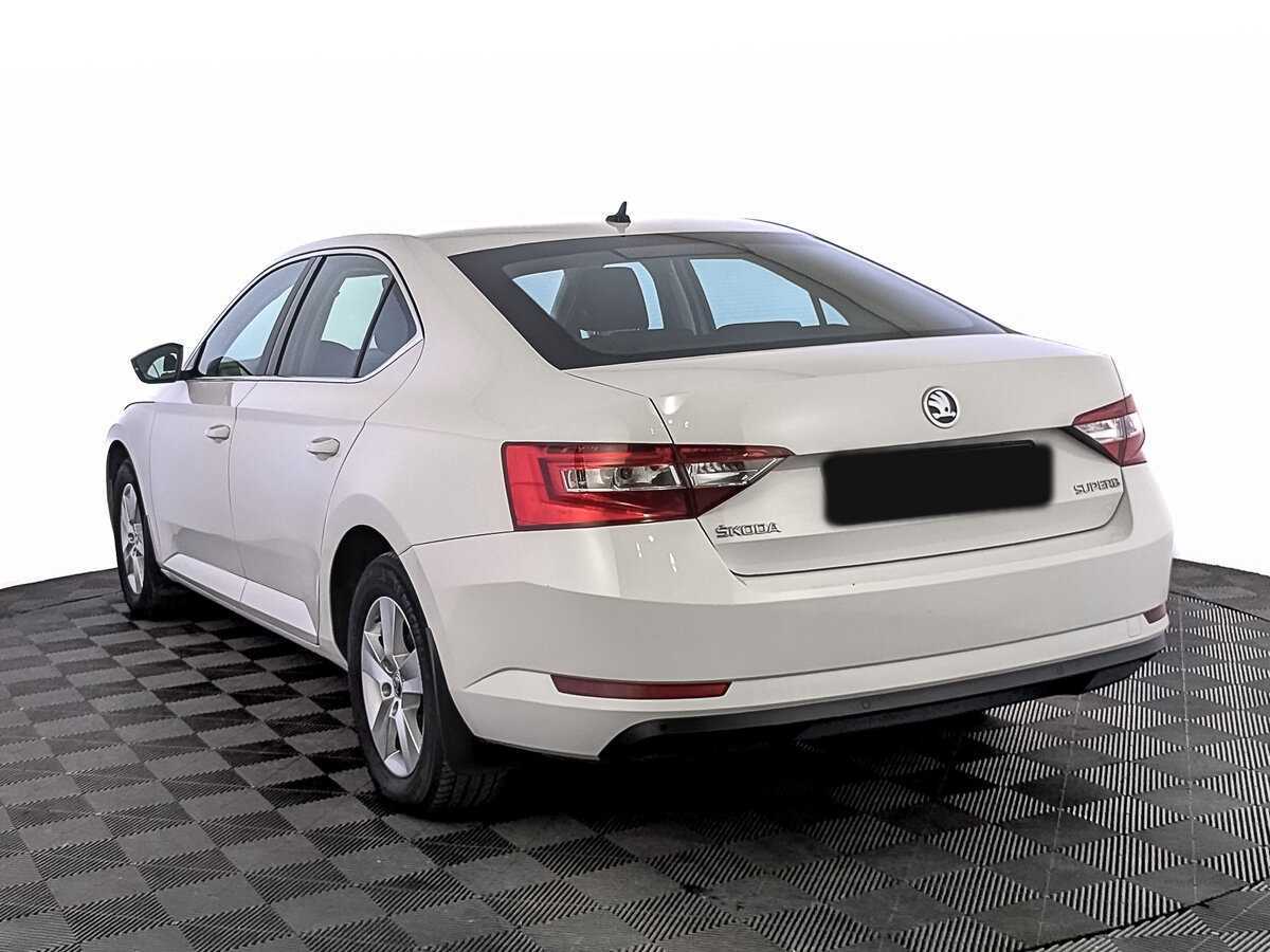 Купить Skoda Superb с пробегом. Фото: #6