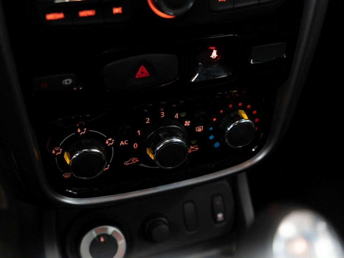 Купить Renault Duster с пробегом. Фото: #10