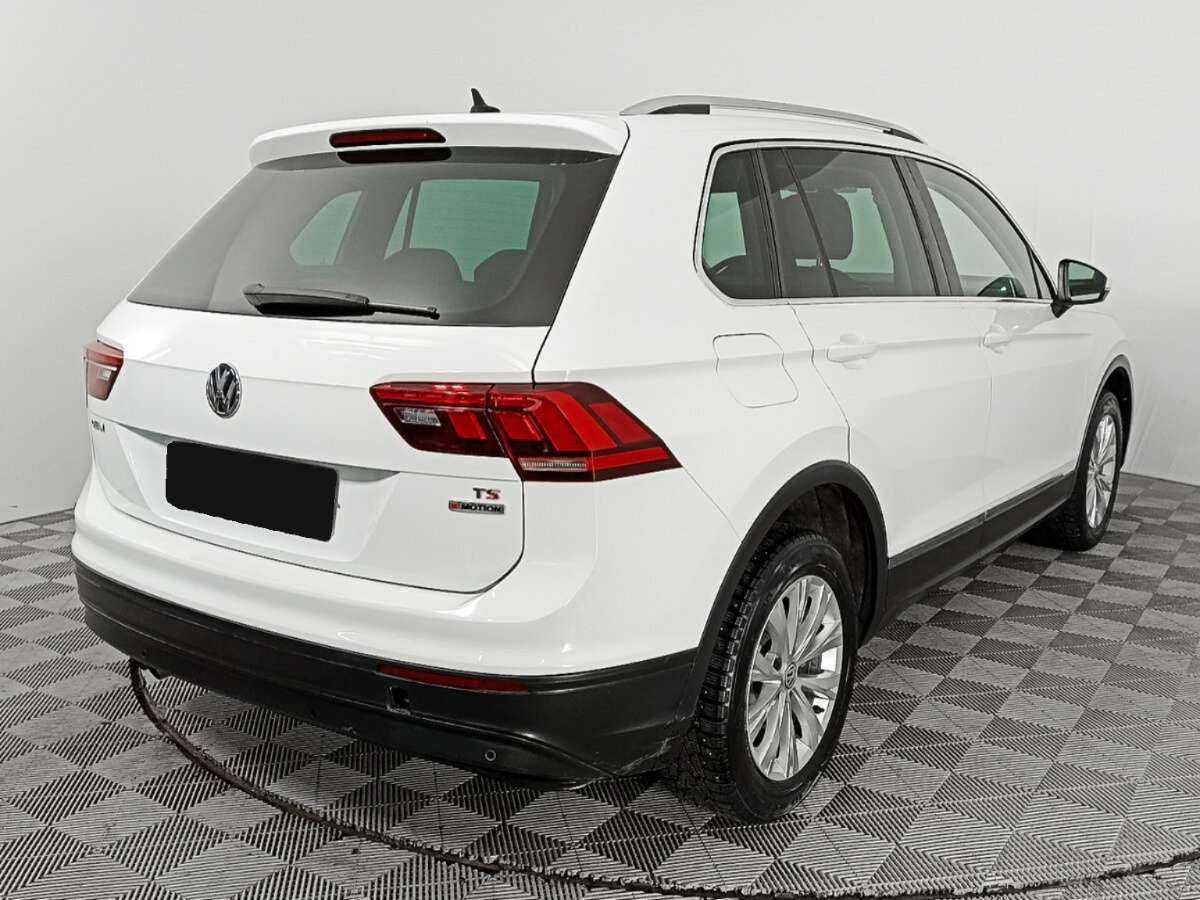 Купить Volkswagen Tiguan с пробегом. Фото: #4