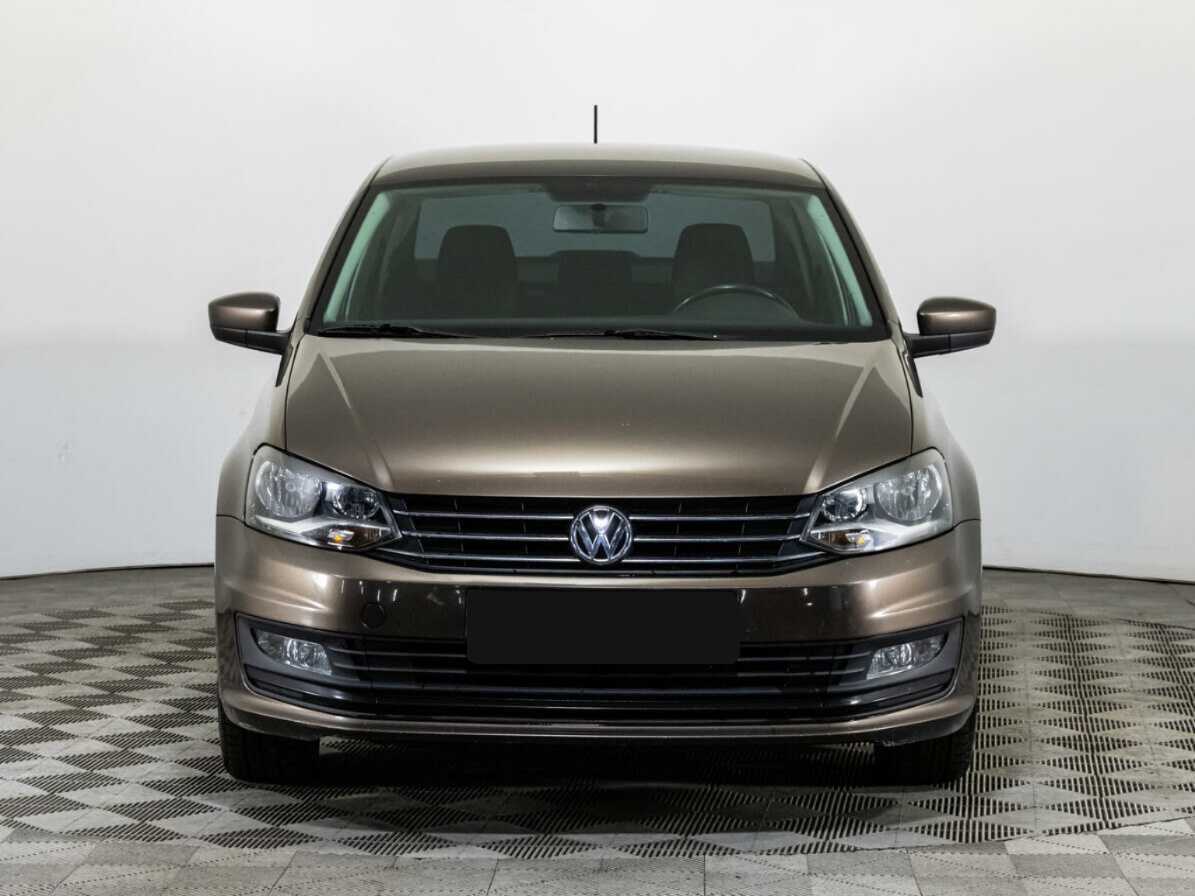 Купить Volkswagen Polo с пробегом. Фото: #1