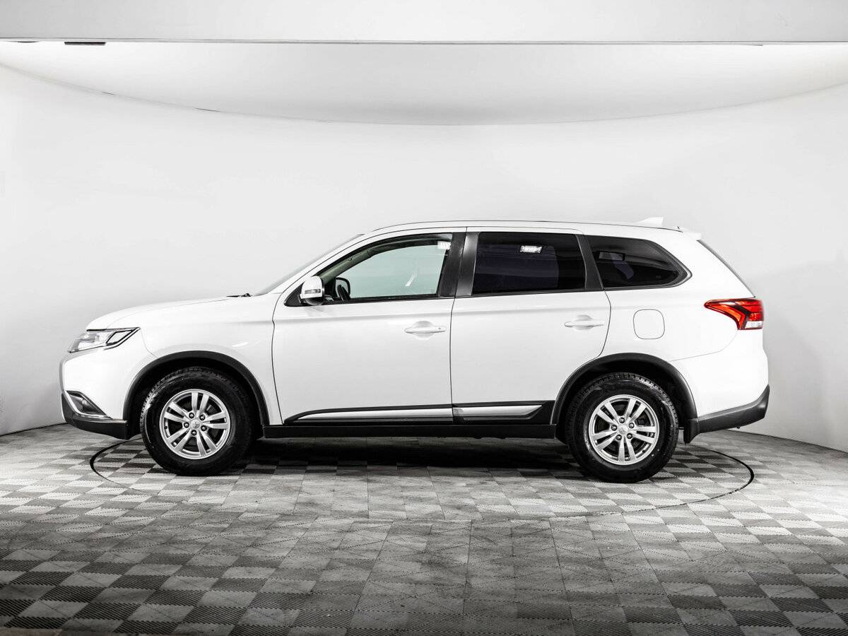 Купить Mitsubishi Outlander с пробегом. Фото: #7