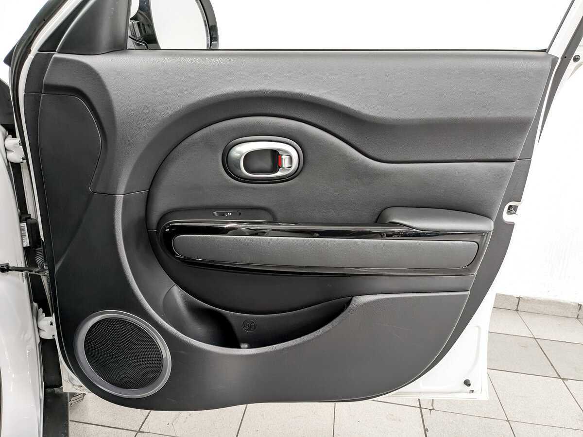 Купить Kia Soul с пробегом. Фото: #23