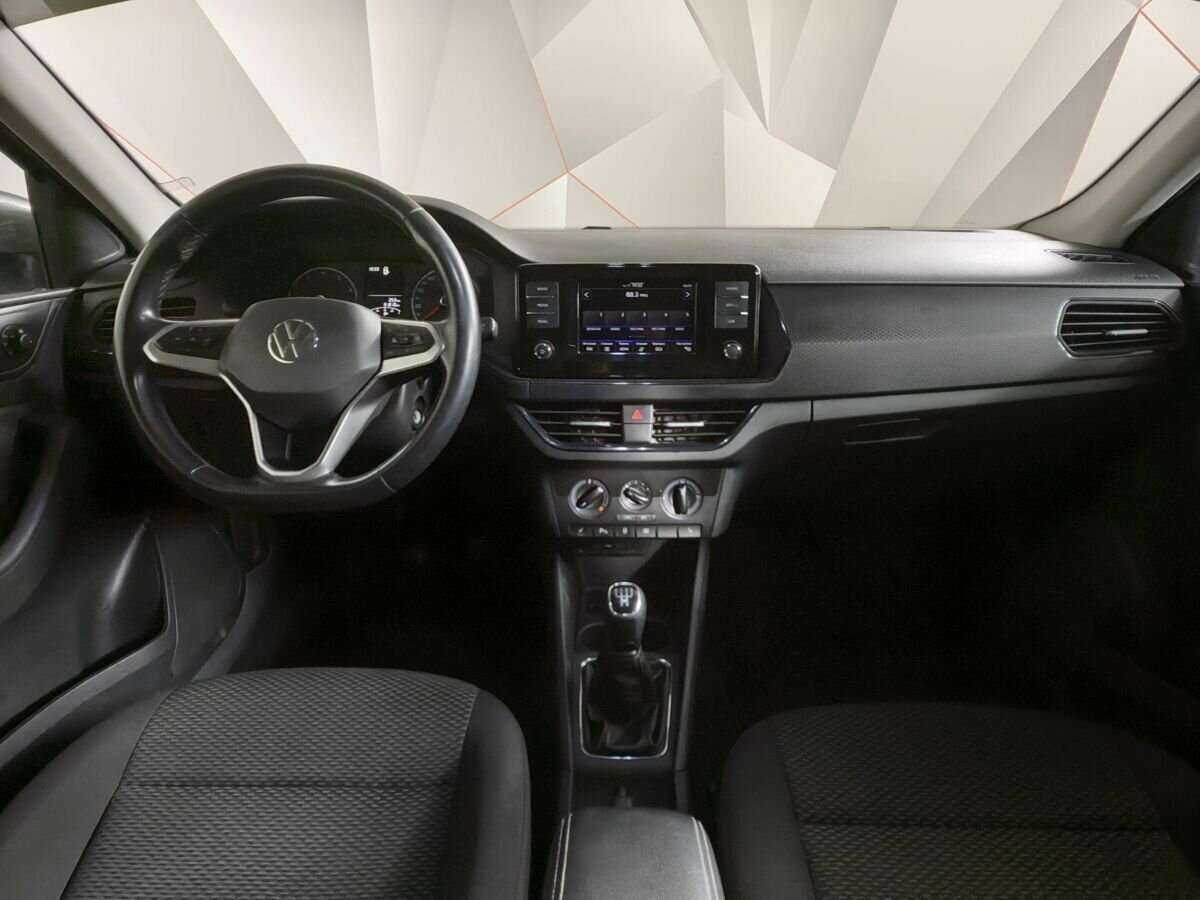 Купить Volkswagen Polo с пробегом. Фото: #9