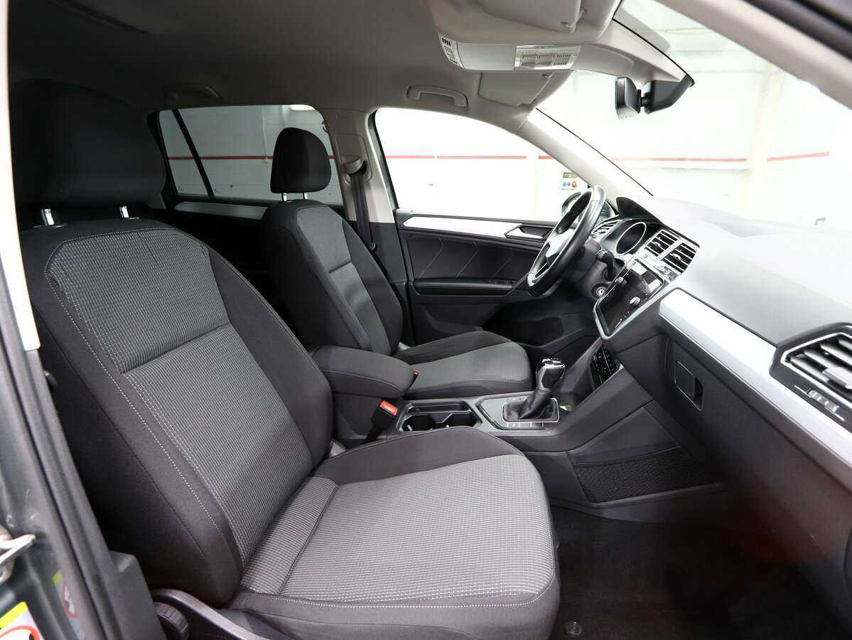 Купить Volkswagen Tiguan с пробегом. Фото: #7