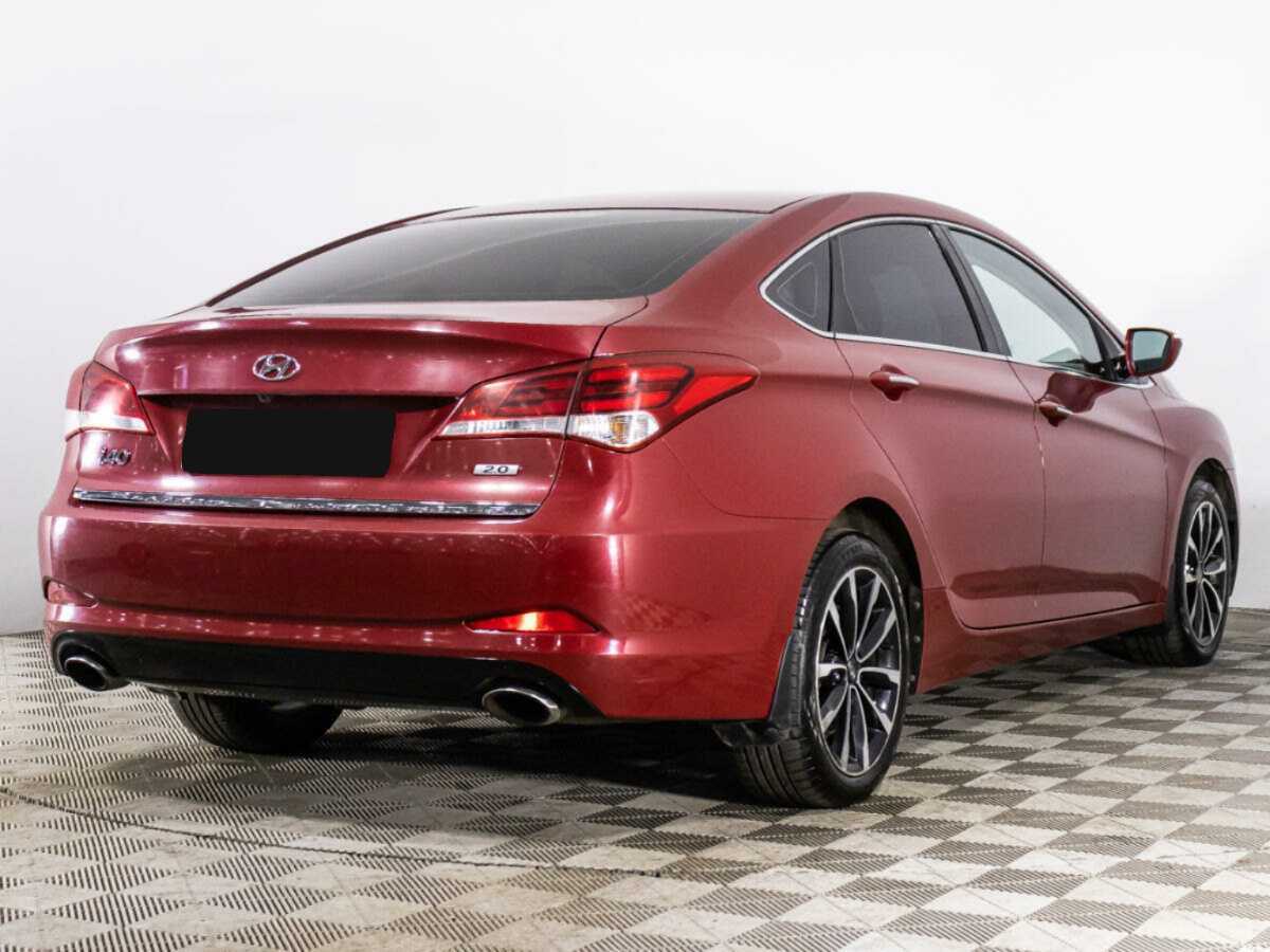 Купить Hyundai i40 с пробегом. Фото: #4