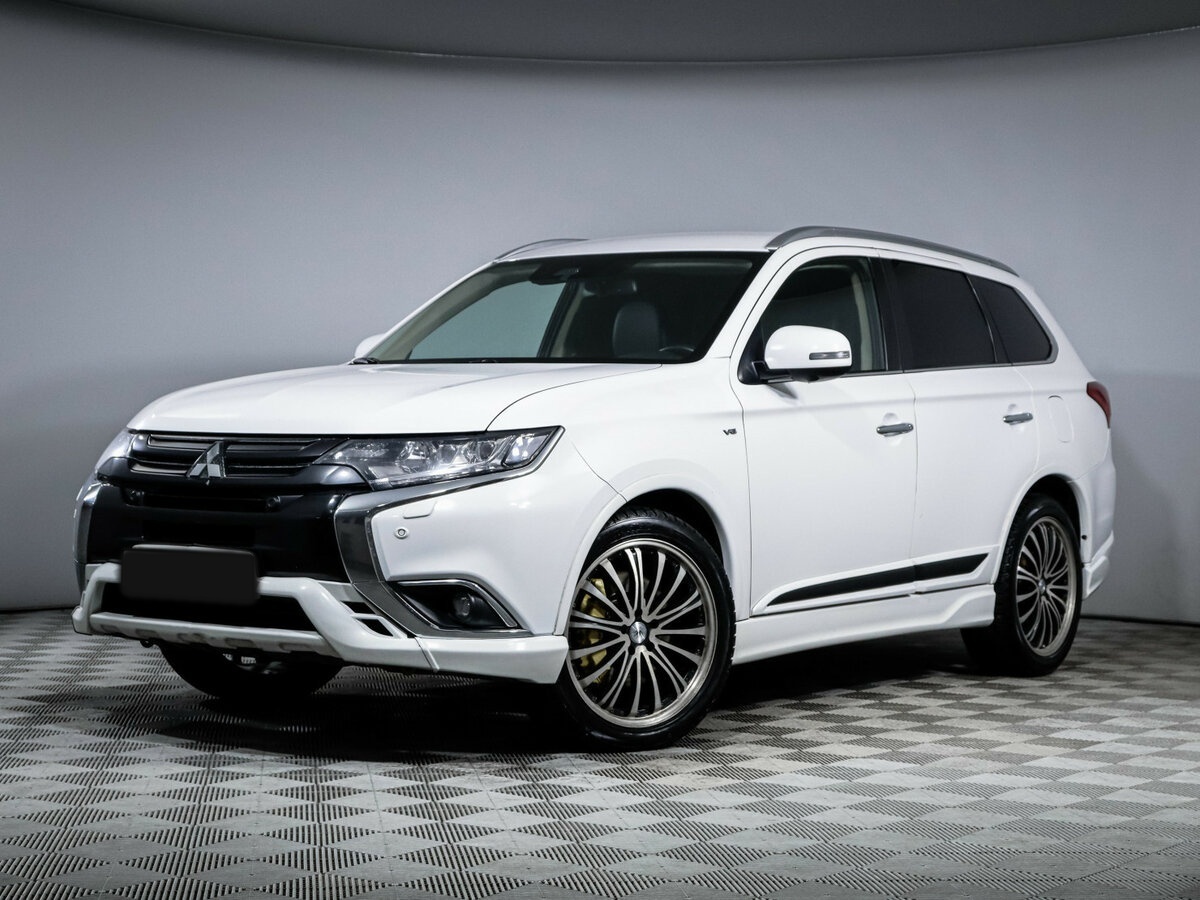 Купить Mitsubishi Outlander с пробегом. Фото: #0