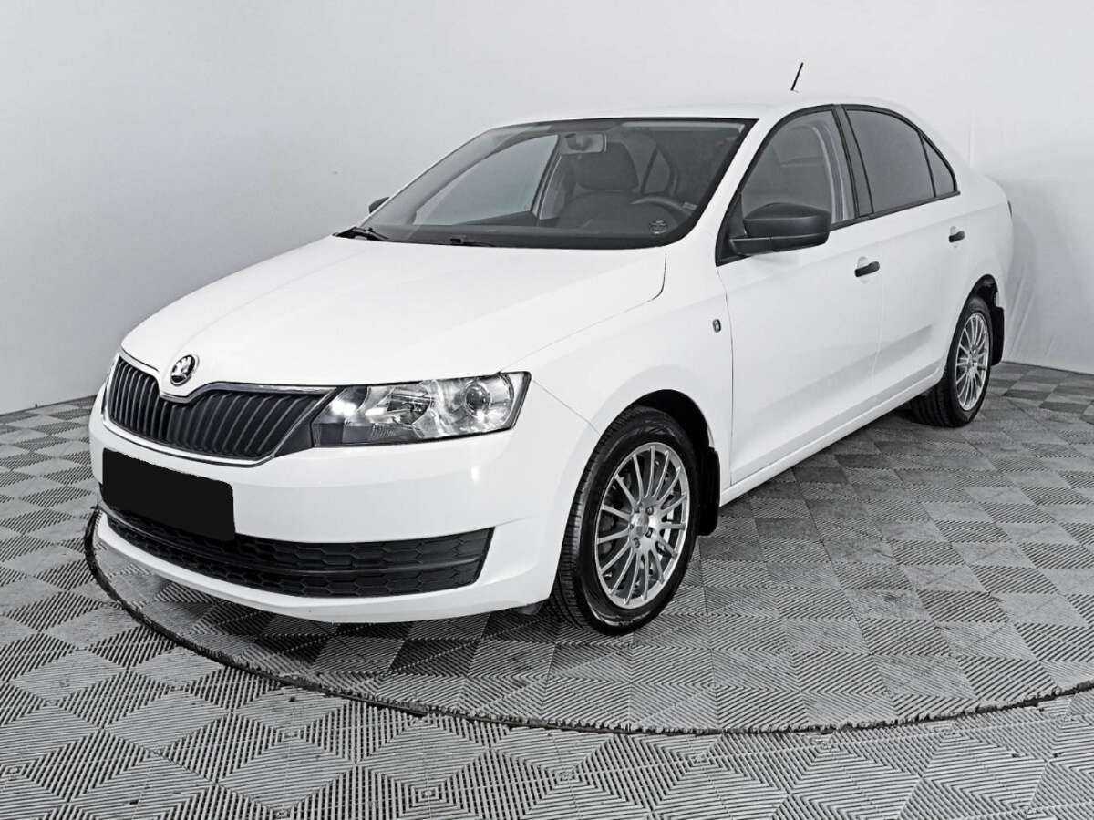 Купить Skoda Rapid с пробегом. Посмотреть фото